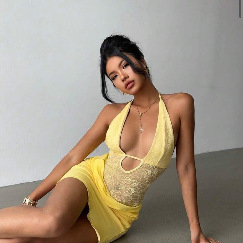 Yellow dress for night out